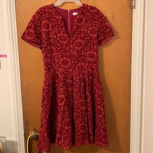 Burberry Red Floral Lace Short Sleeve Wedding Dress